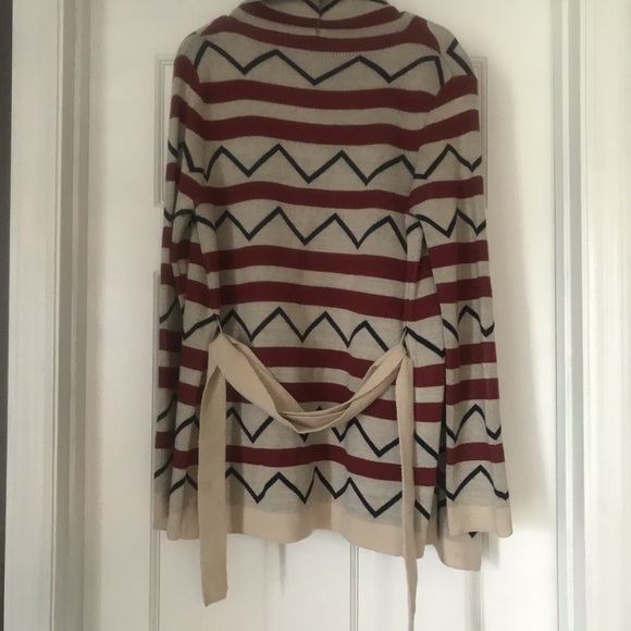 Cardigan - Picture 2 of 2